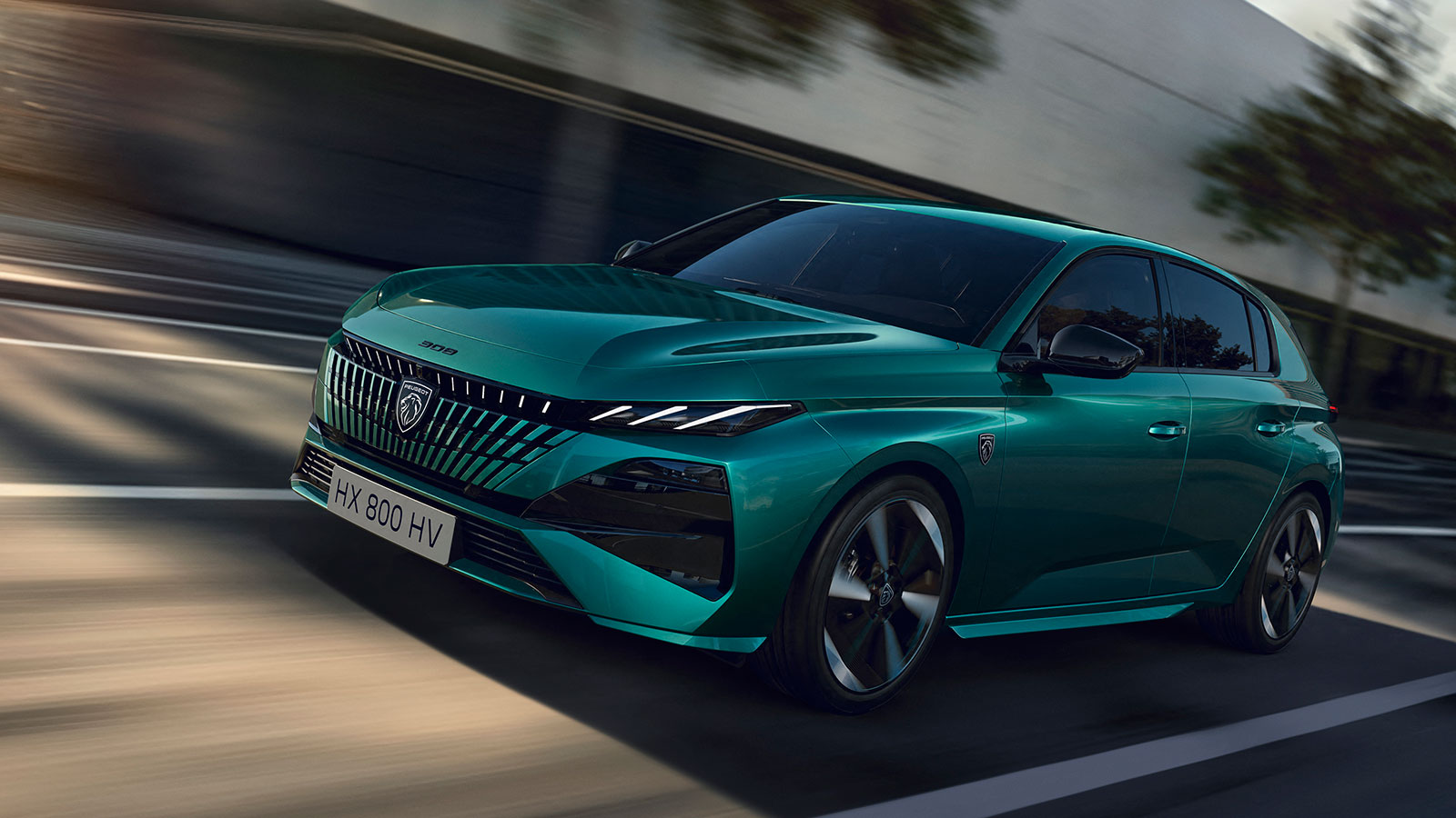 Peugeot E-308: Γιατί αξίζει αν θες ηλεκτρικό οικογενειακό 